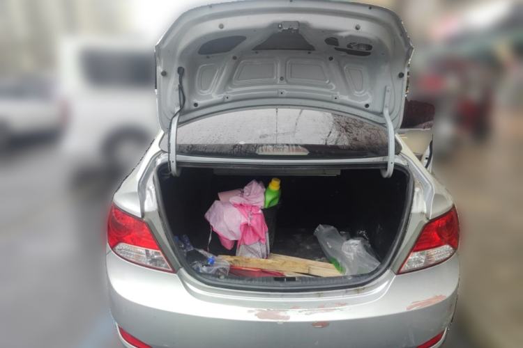 Used Hyundai Verna (older generation) 2010 Sedan 1.4L Manual Comfort GS
