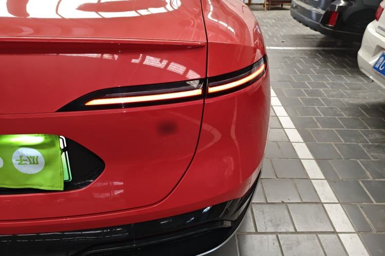 Used Avatr 06 2025 Pro Range-Extended Edition Exterior 3