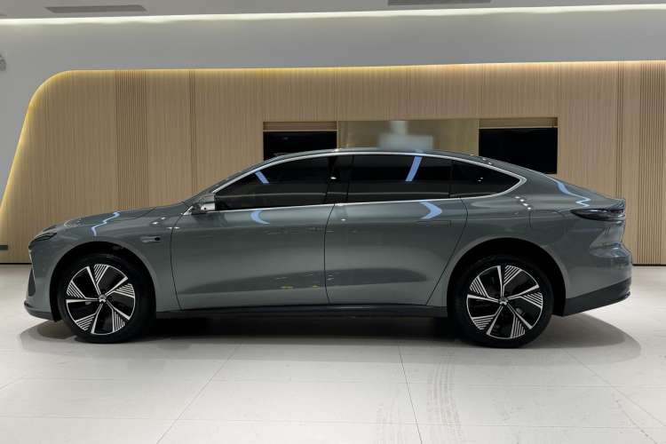 Used Nio ET7 2023 100kWh Signature Edition