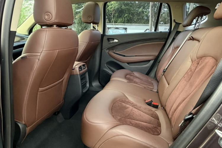 Used Buick Envision 2017 20T Two-Wheel Drive Elite Version Interior 7