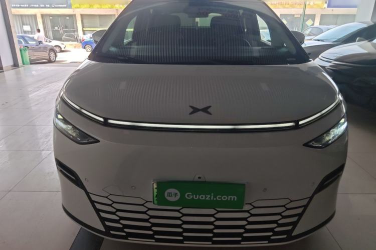 Used XPeng X9 2025 740 Ultra-Long Range Max Front