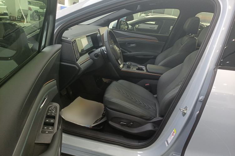 Used BYD Song L DM-i 2025 Intelligent Driving Version 160 km Beyond-Range Type