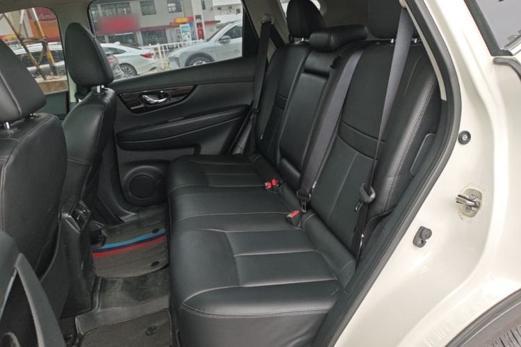 Used Nissan X-Trail 2020 2.0L XL ITS CVT 2WD SmartConnect Comfort Edition Left Rear Seat