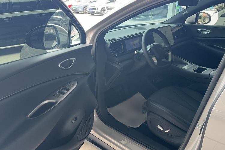 Used BYD Sealion 06 New Energy 2025 Model DM-i 170 Navigation Pro Edition
