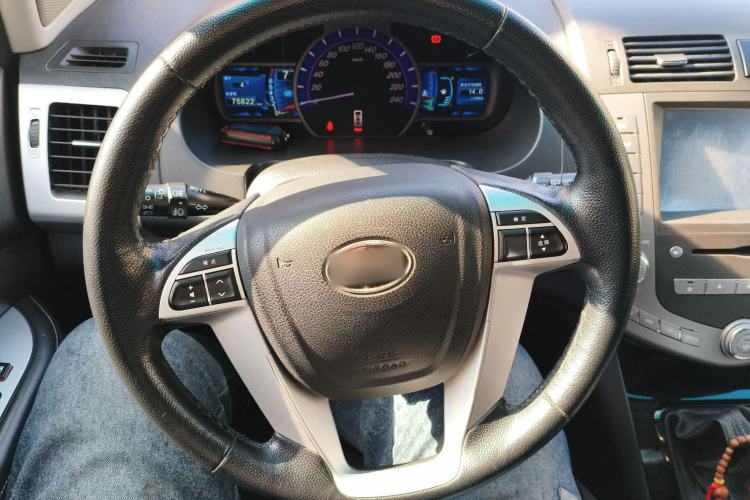 Used BYD S6 2013 Jingyue Edition 2.0L Manual Luxury Model 5 Seats