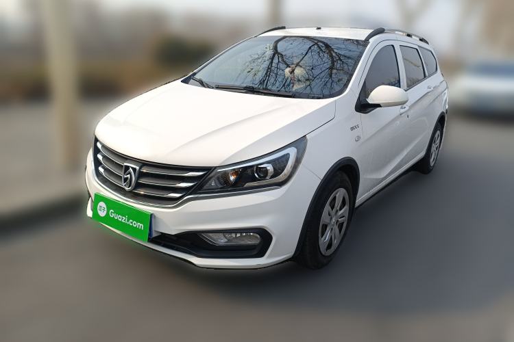 Used Baojun 310W 2017 1.5L Manual Comfort Version China VI Emission Standard