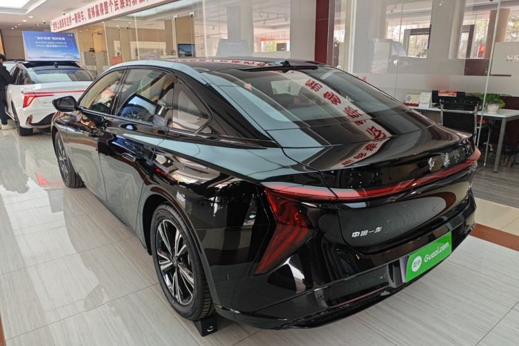 Used Hongqi EH7 2025 690 Smart Selection Edition