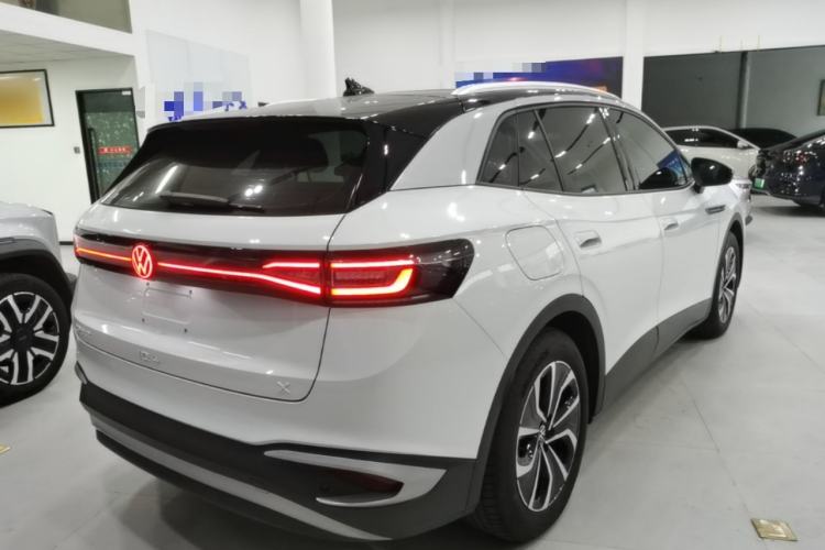 Used Volkswagen ID.4 X 2024 Pure & Smart Edition Rear Right 45 Deg