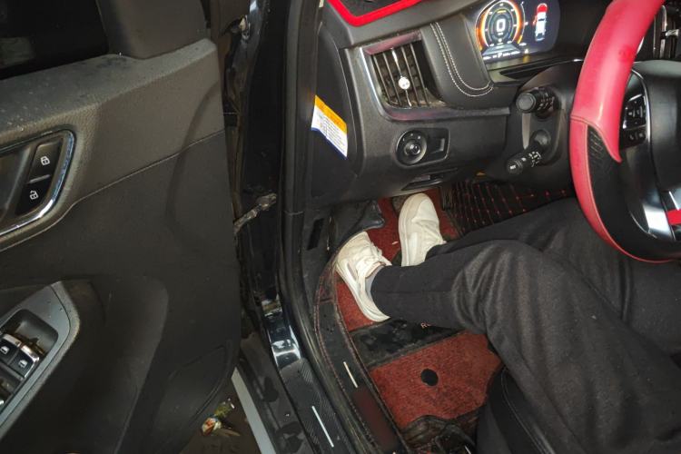 Used Roewe RX5 New Energy 2017 eRX5 50T Hybrid Connected Prestige Flagship Edition