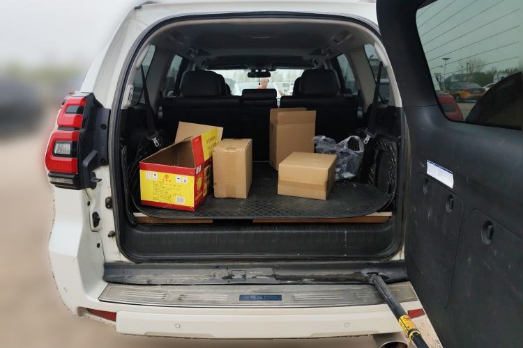 Used Toyota Prado 2018 3.5L Automatic TX-L with Rear-Mounted Spare Tire Trunk