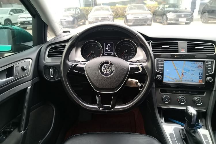 Used Volkswagen Golf 2016 230TSI Automatic Comfort Version