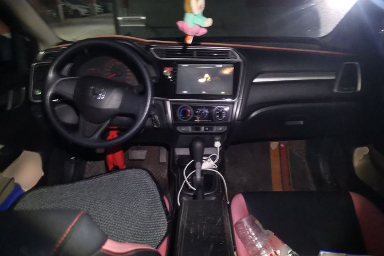Used Honda Greiz 2016 1.5L CVT Classic Edition Center Console
