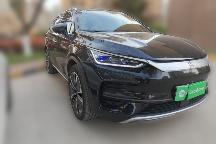 Used BYD Tang New Energy 2022 EV 635 km All-Wheel-Drive Flagship Model Front Right 45 Deg