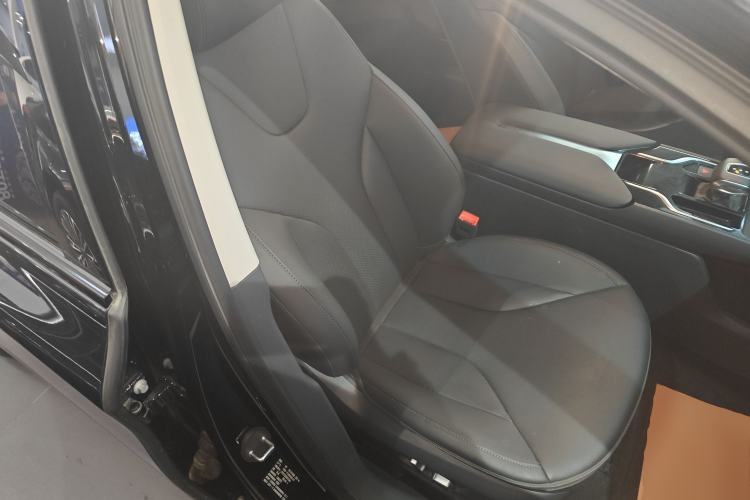 Used Hongqi E-QM5 2023 Revised Version Basic Travel Edition