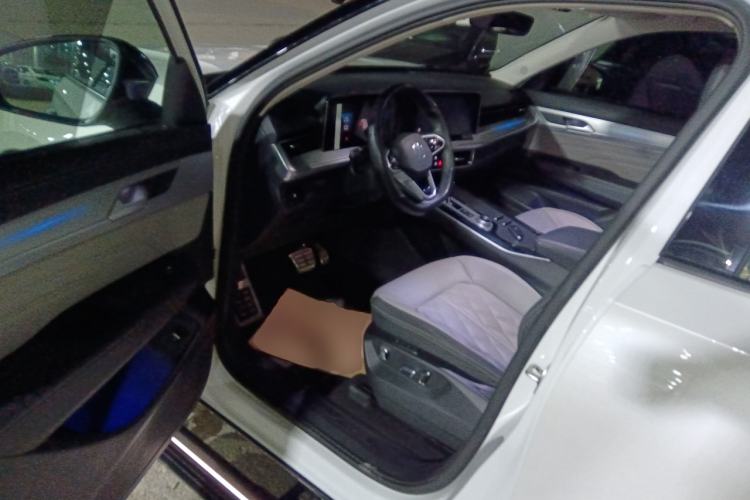 Used Volkswagen Tavendor 2023 380TSI Four-Wheel Drive R-Line Cruise Edition
