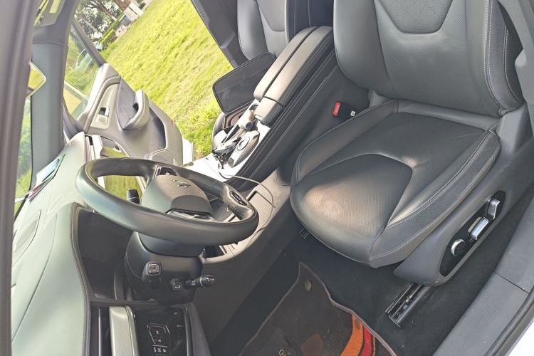 Used ARCFOX Alpha T 2022 653S+ 160kW Left Front Seat