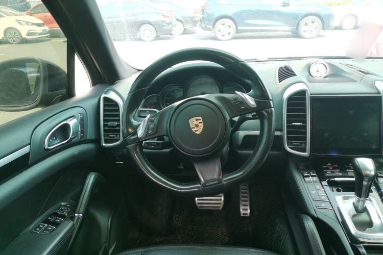 Used Porsche Cayenne 
