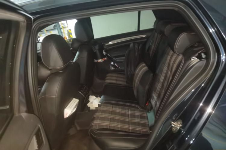 Used Volkswagen Golf 2020 Charming Edition 280TSI DSG R-Line Left Rear Seat