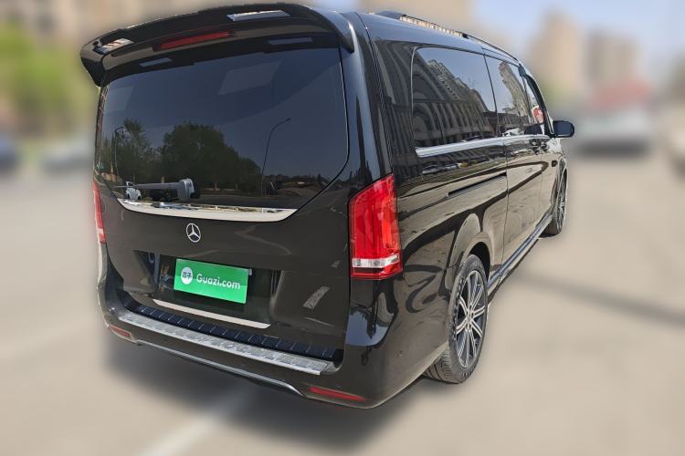 Used Mercedes-Benz V-Class 2022 V 260 L Long-wheelbase Luxury Edition