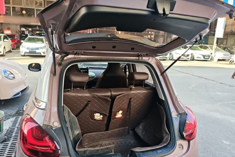 Used Wuling Bingo 2023 333 km Lingxi Connected+ Version
