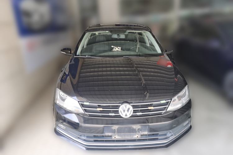 Used Volkswagen Sagitar 2016 230TSI 25th Anniversary Edition Front