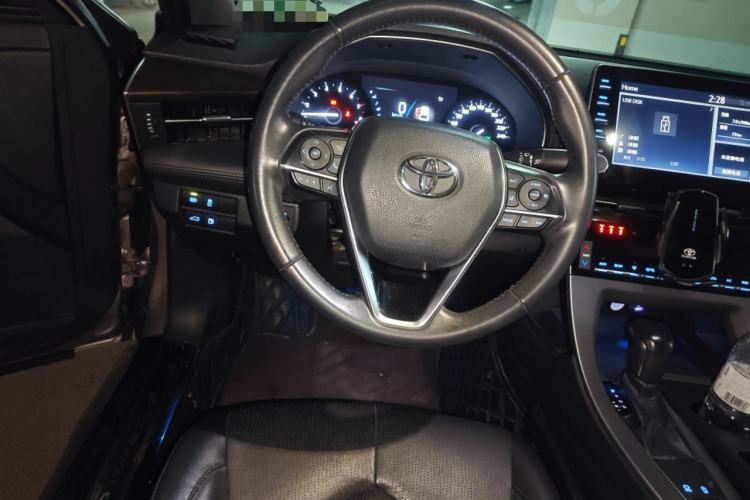 Used Toyota Avalon 2019 2.0L Luxury Edition China VI Standard
