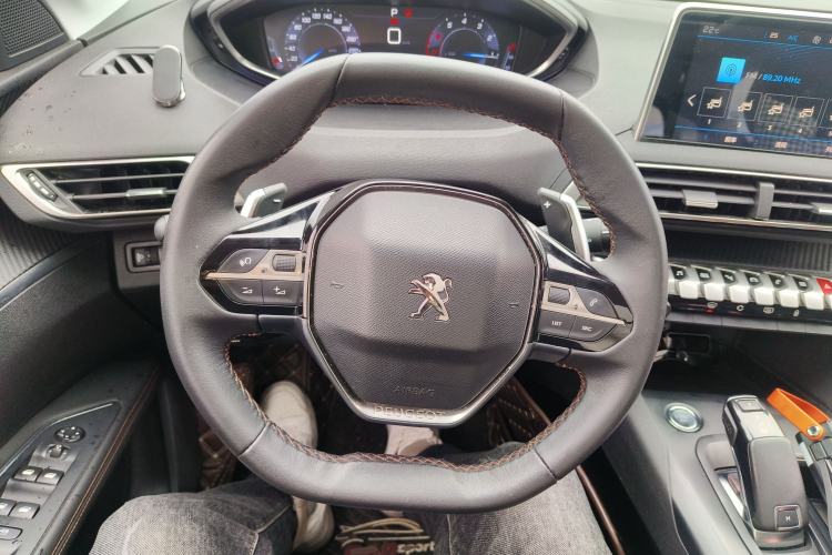 Used Peugeot 5008 2017 380THP 7-Seater Elite Edition Steering Wheel