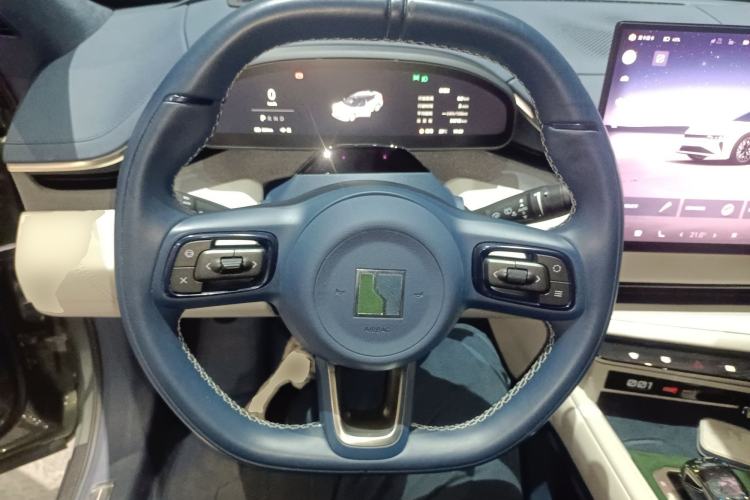 Used Zeekr 001 2024 ME Edition 100 kWh All-Wheel Drive Steering Wheel