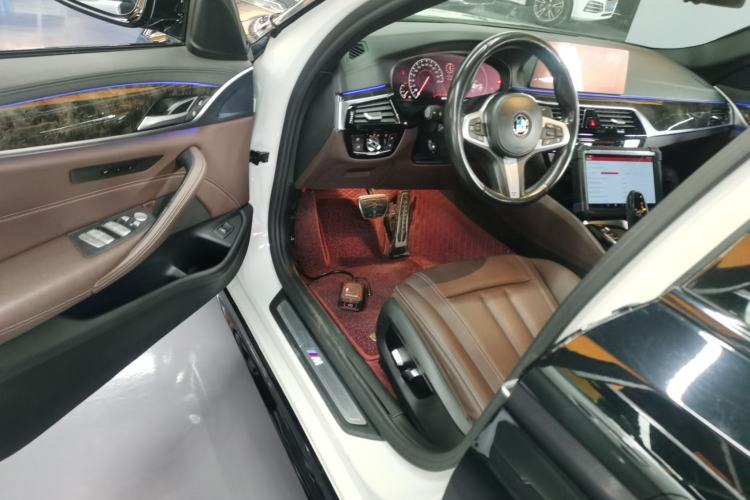 Used BMW 5 Series 2019 525Li M Sport Package
