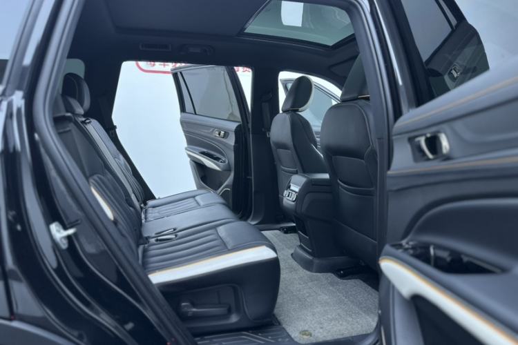 Used Ford Equator 2023 EcoBoost 225 Obsidian Orange Edition Prestige 7-Seater (2/3/2)
