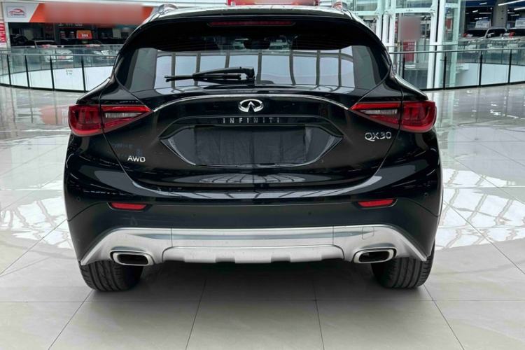 Used Infiniti QX30 2017 2.0T Four-Wheel Drive Fashion Edition
