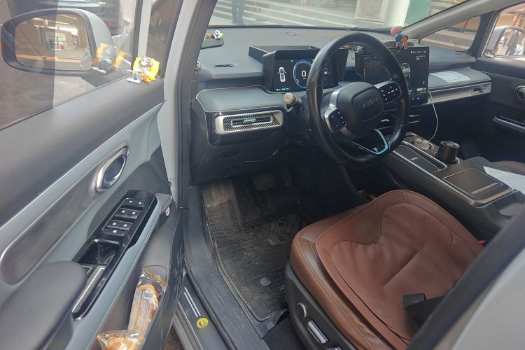 Used AION Y 2023 Younger
