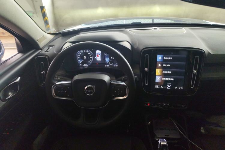 Used Volvo XC40 2022 T4 Four-Wheel Drive Smart & Luxurious Edition