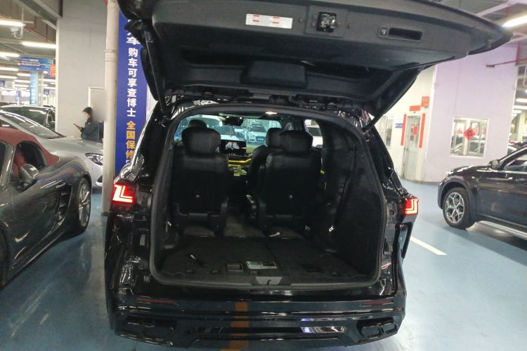 Used Toyota SIENNA 2023 2.5L Hybrid Deluxe Edition
