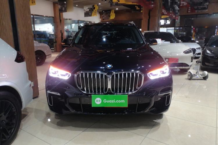 Used BMW X5 2022 Restyled xDrive 30Li Luxury Version M Sport Package
