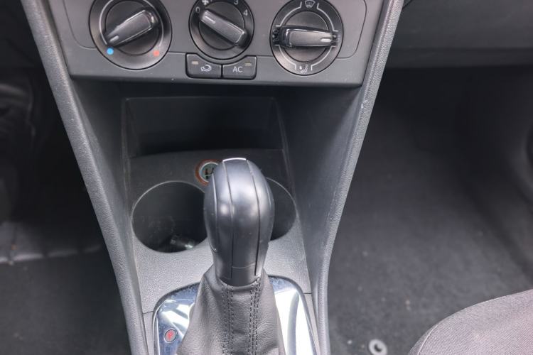 Used Volkswagen Polo 2013 1.6L Automatic Comfort Edition