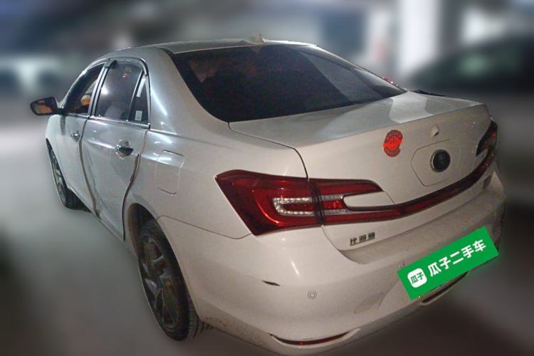 Used BYD Qin New Energy 2018 Qin EV450 Smart Connect Prestige Model
