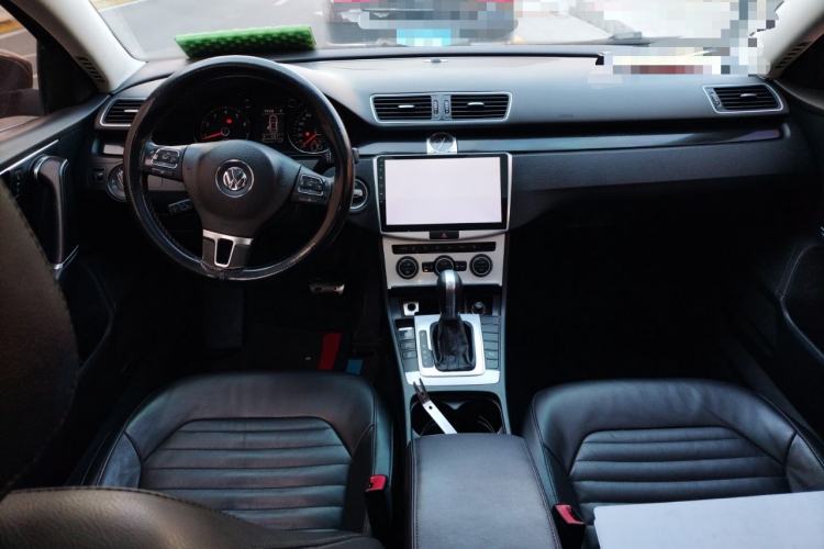 Used Volkswagen Magotan 2013 1.8TSI Luxury Model Center Console