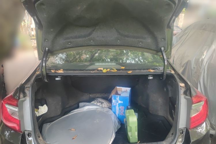 Used Honda Crider 2013 1.8L automatic luxury edition
