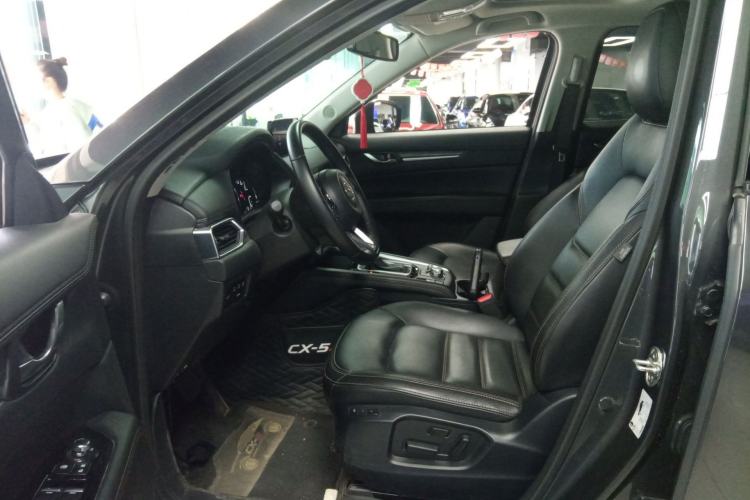 Used Mazda CX-5 2022 2.5L Automatic Two-Wheel Drive ZhiZun Version
