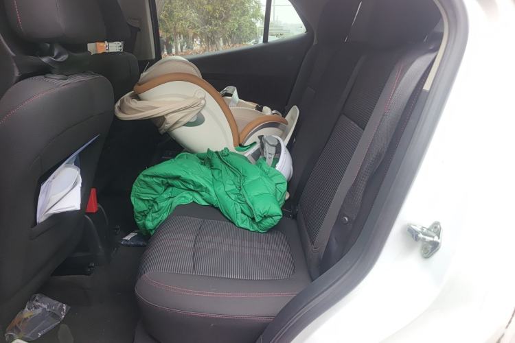 Used Buick Encore 2015 1.4T Automatic Two-Wheel Drive Urban Elite Version
