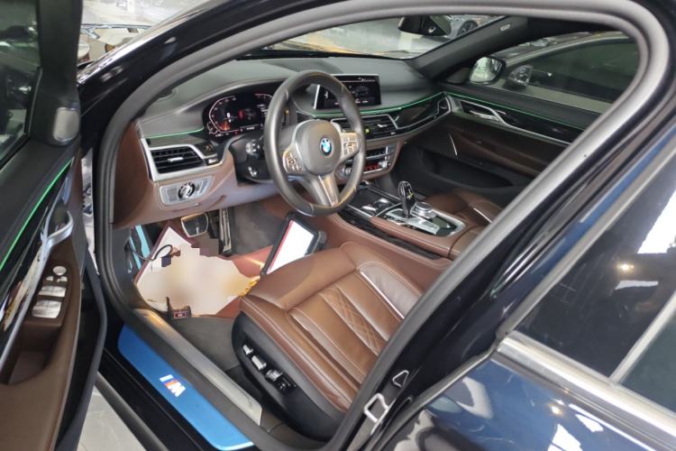 Used BMW 7 Series 2021 730Li M Sport Package Left Front Seat