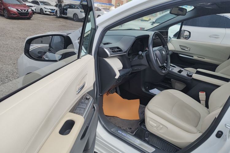 Used Toyota SIENNA 2021 2.5L Hybrid Ultimate Edition Driver Seat