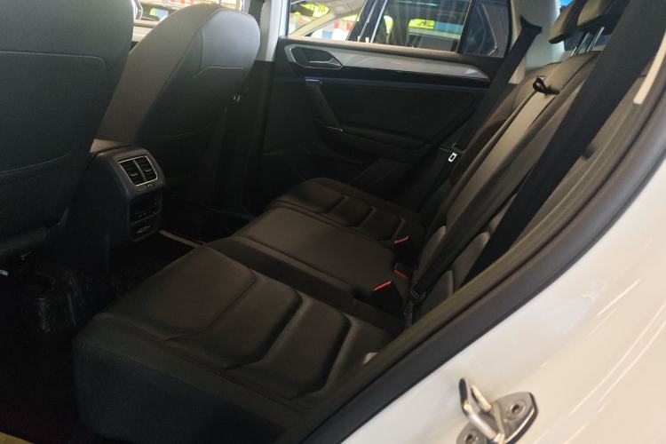 Used Volkswagen Tayron 2022 330TSI Two-Wheel Drive Luxury Connect Plus Version