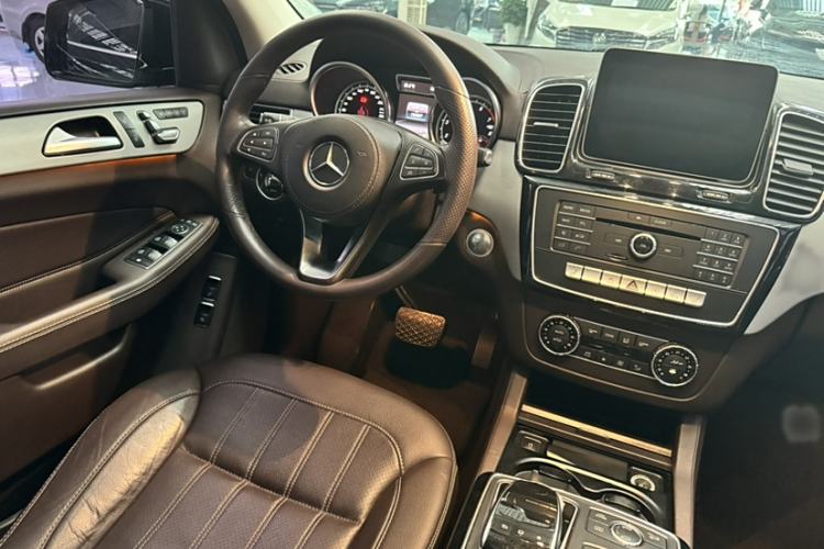 Used Mercedes-Benz GLS 2016 GLS 400 4MATIC Dynamic Model
