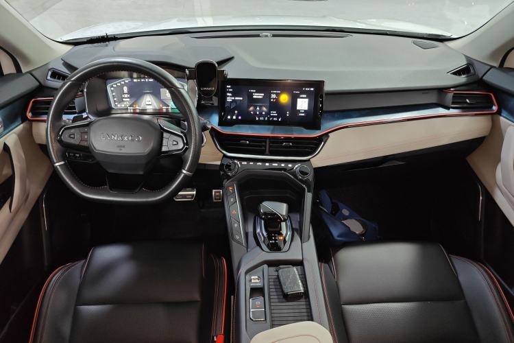 Used Lynk & Co 06 2021 1.5T Shero Pink Special Edition
