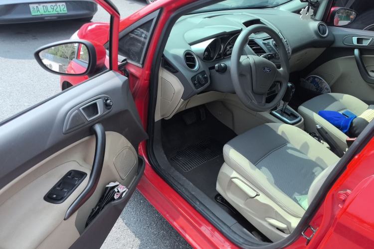 Used Ford Fiesta 2011 Hatchback 1.5L Automatic Fashion Edition