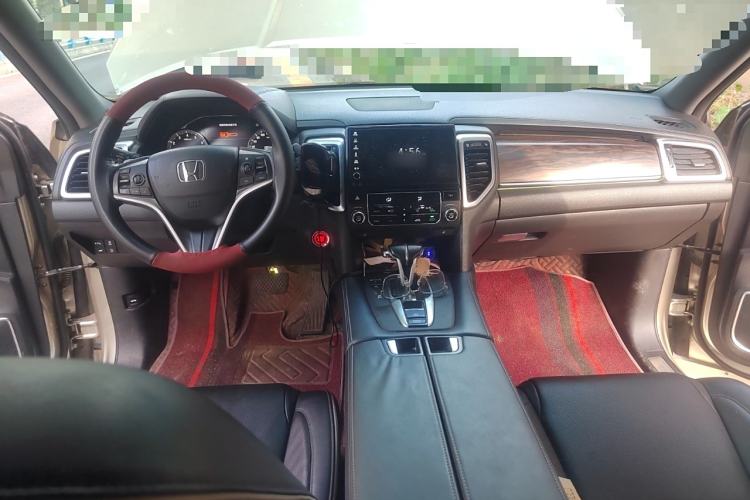 Used Honda UR-V 2017 240TURBO Two-Wheel Drive Luxury Edition China V
