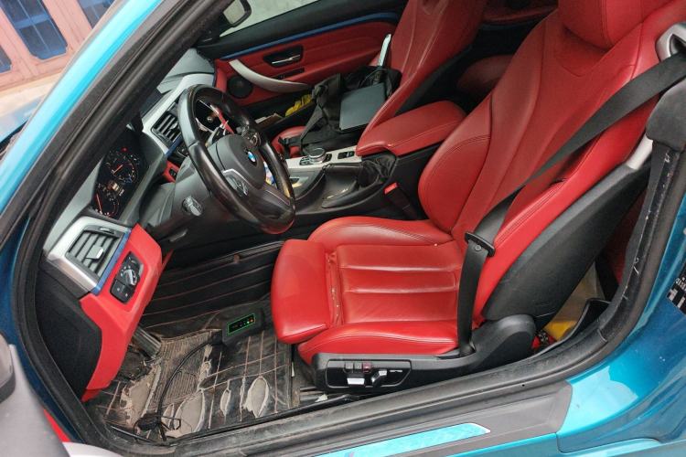 Used BMW 4 Series 2019 425i Convertible M Sport Night Edition Left Front Seat