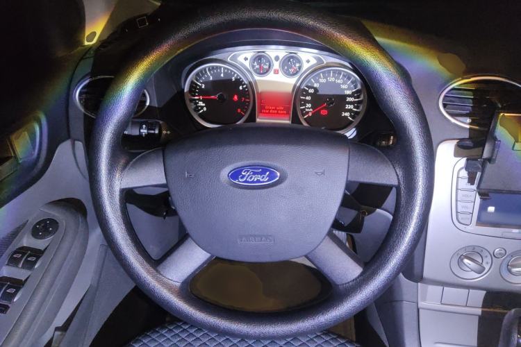 Used Ford Focus 2013 Hatchback Classic 1.8L Automatic Base Model